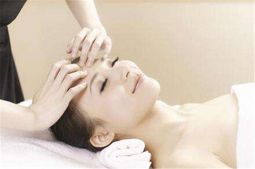 美容院加盟費(fèi)用解析及服務(wù)內(nèi)容概述